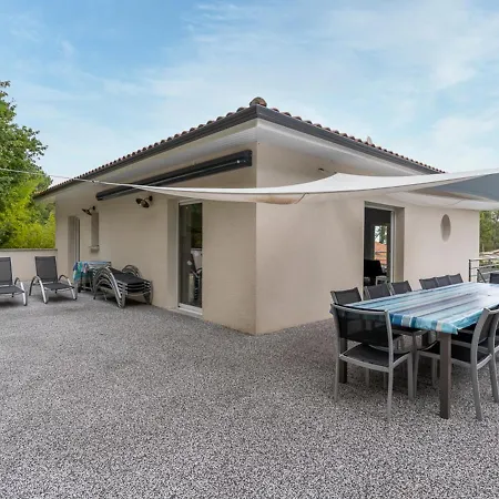 Climatisee A - 14 Pers, 100m Du Lac, Terrasse & Parking, Menage Inclus - Fr-1-319-490